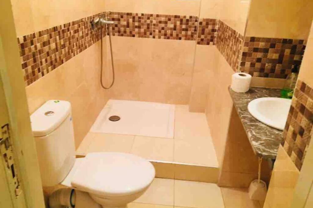 Nice 2 Bedrooms Apartment Near The Beach Rabat Kültér fotó